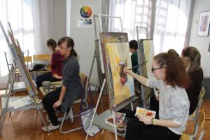 В Волгограде стартовал городской конкурс академической живописи
