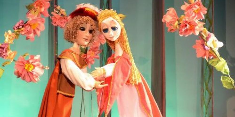 Волгоградский театр кукол запустил онлайн-трансляции спектаклей