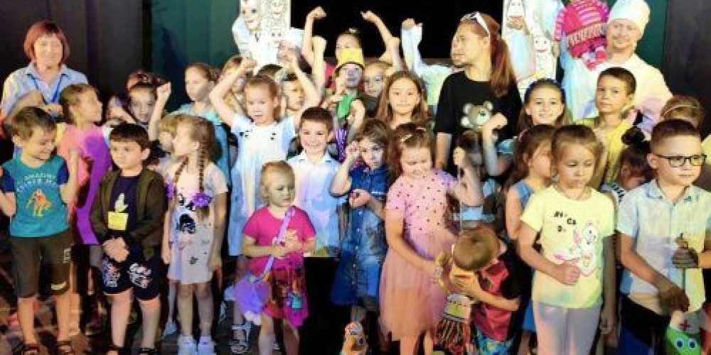 Завершились гастроли Волгоградского театра кукол в Запорожской области