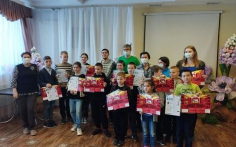 Артисты Волгоградского ТЮЗа взяли шефство над детским социальным центром