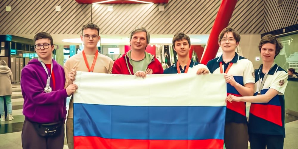 «ДивиМИР» Выпуск 1/2, январь 2025г. Яркие события начала 2025 года из мира детского творчества и побед.